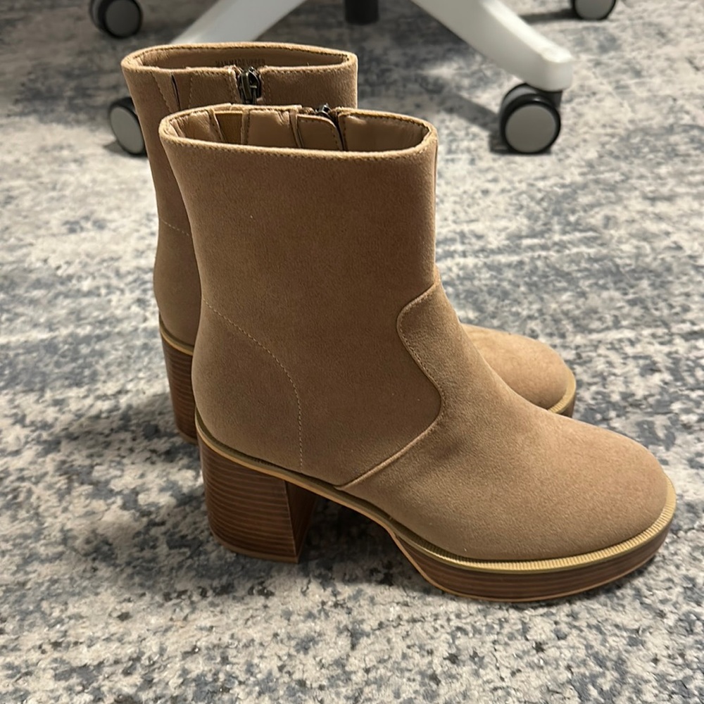 Vici Misha Heeled Faux Suede Platform Bootie